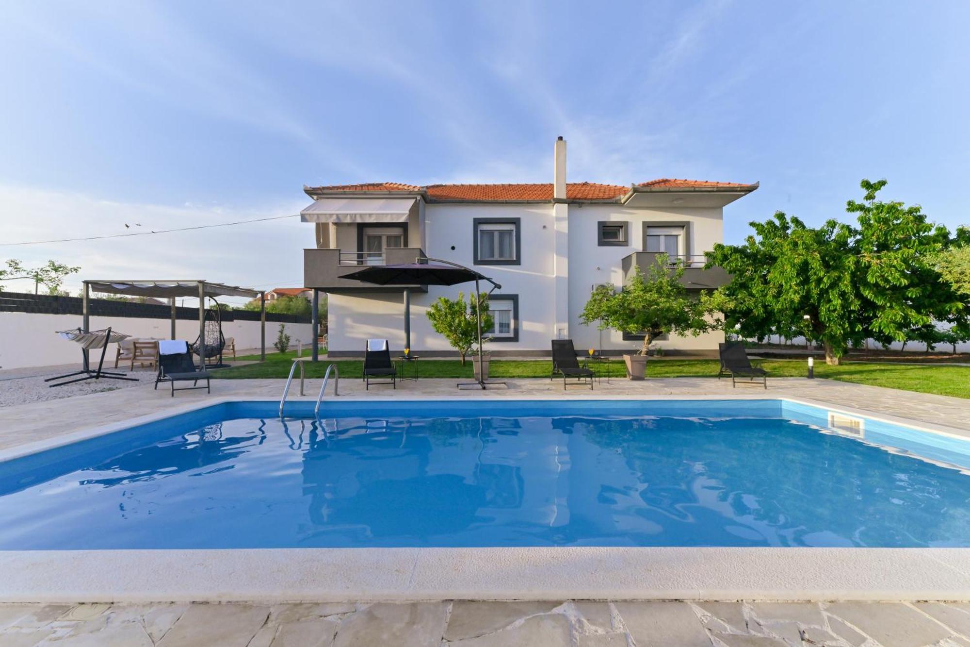 Apartment Amelie - With Pool And Sauna! Galovac  Экстерьер фото