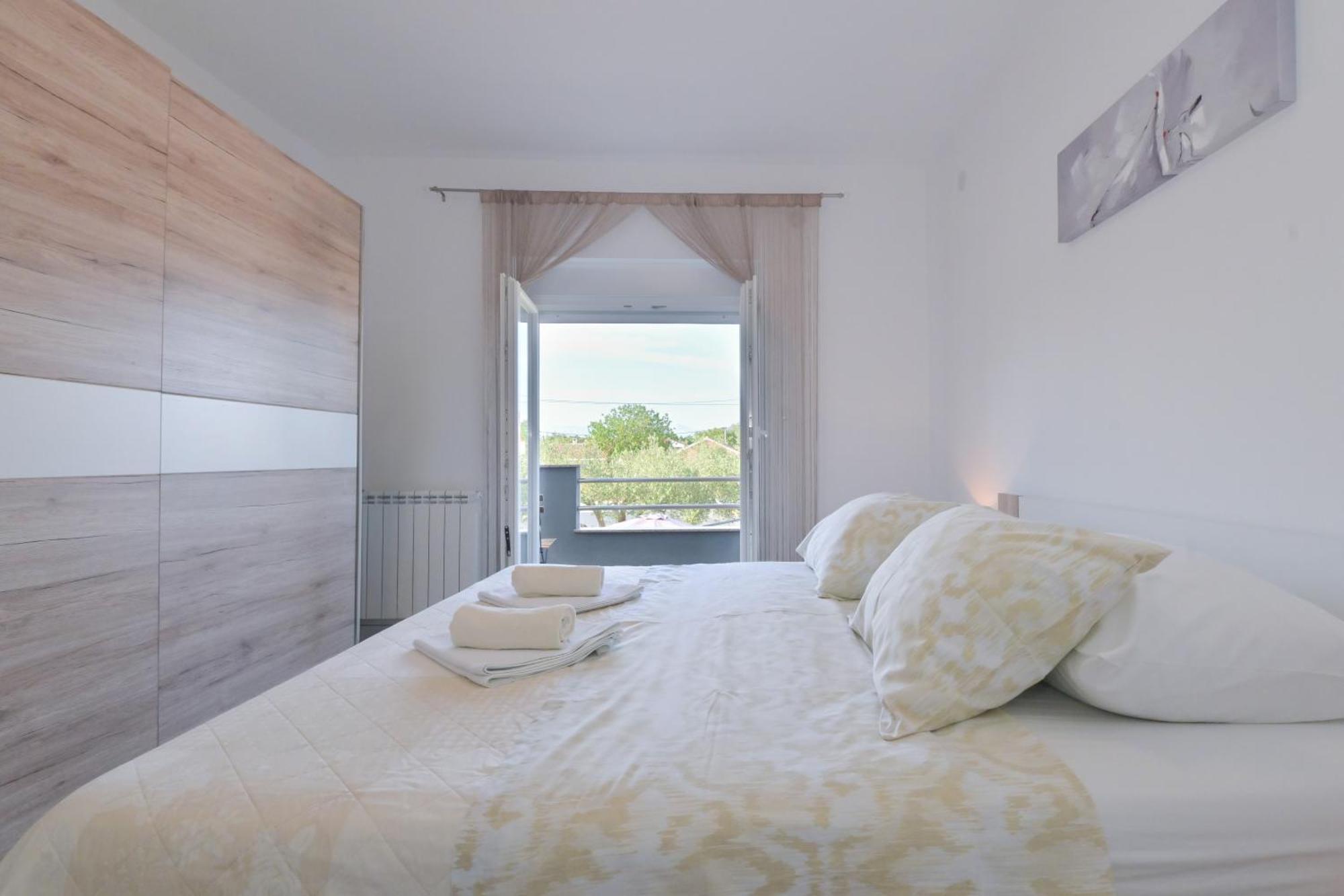 Apartment Amelie - With Pool And Sauna! Galovac  Экстерьер фото